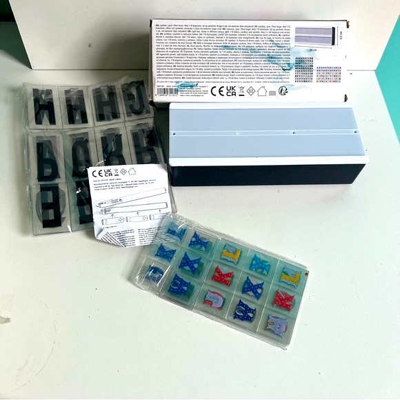 Light Box Cinema Light Box Home Decor LED two sets of letters - Picture 3 of 9